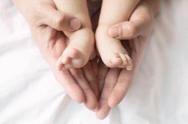 新生儿湿疹能晒太阳吗 新生儿湿疹能晒太阳吗