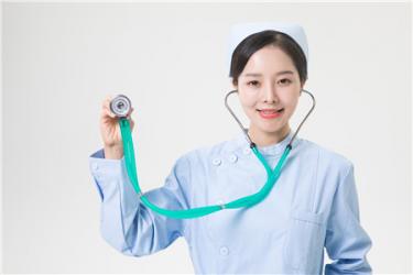 月经第一天可以做双眼皮吗2 月经第一天可以做双眼皮吗2