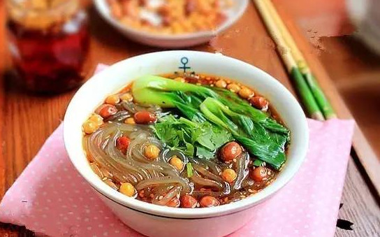 孕妇可以吃酸辣粉吗?