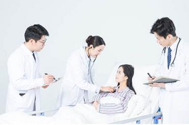 秋季过敏性鼻炎吃什么药 秋季过敏性鼻炎吃什么药