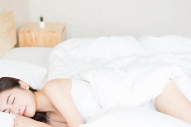 狮子男暗恋女生的表现 狮子男喜欢你有哪些表现要知道4 狮子男暗恋女生的表现 狮子男喜欢你有哪些表现要知道4