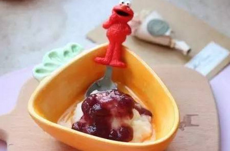 宝宝食谱:奶香蓝莓山药,午后小甜点