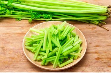 小孩冬天手脚冰凉是怎么回事 是冷到了吗 小孩冬天手脚冰凉是怎么回事 是冷到了吗