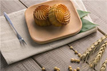 五仁月饼可以和酸奶一起吃吗3 五仁月饼可以和酸奶一起吃吗3