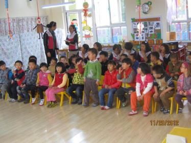 小班科学珠珠跳水教案2 小班科学珠珠跳水教案2