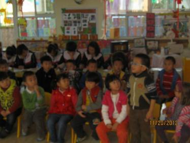 小班科学珠珠跳水教案1 小班科学珠珠跳水教案1