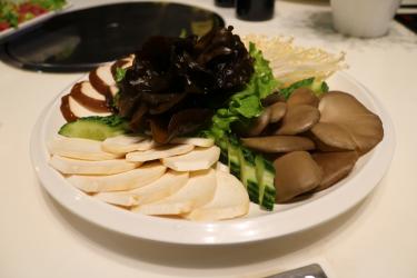 鸡腿菇不能和什么一起吃 鸡腿菇不能和什么一起吃
