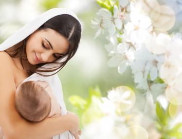 哺乳期喝可乐后几小时可以喂奶 哺乳期喝可乐后几小时可以喂奶