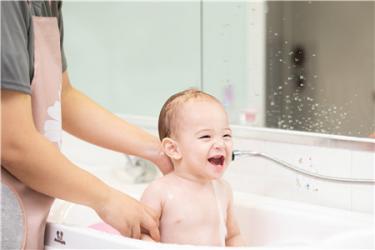 小孩遗尿应该怎么办 都有哪些危害 小孩遗尿应该怎么办 都有哪些危害