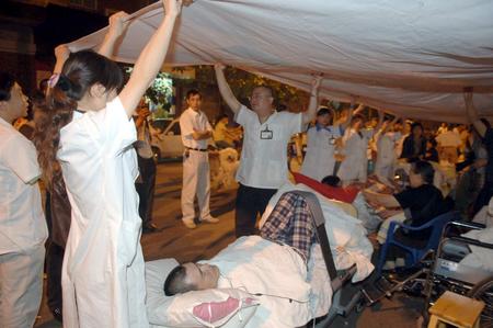 奋力行动 携手过难关