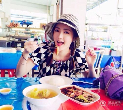 李悦彤“插足”李心洁婚姻 与彭顺私照显端倪