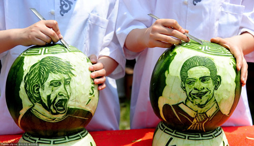 C罗梅西变身西瓜太郎 大厨雕工助阵世界杯