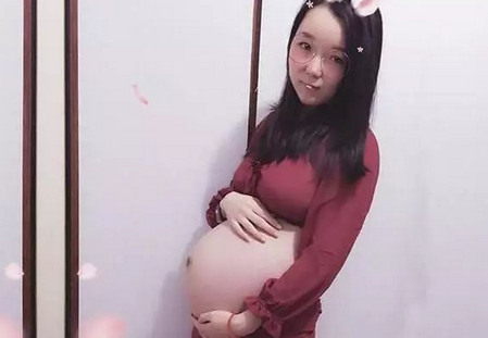 22岁孕妇生孩子，走的时候，医生大叫“还要不要孩子啊？”