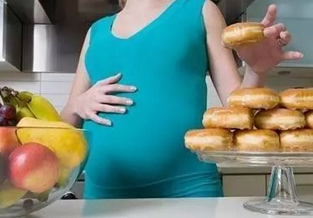 为什么我怀孕了超爱吃甜食？是体内缺什么吗？