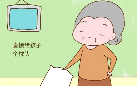 孩子躺地上撒泼？你得学学这位妈妈，孩子保证乖乖起来