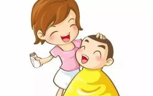 剃胎毛可以自己给小孩剃吗