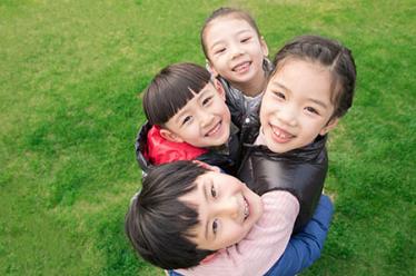 刮宫术后出血少正常吗4