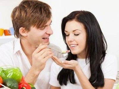 新生儿便秘妈妈吃什么？要找准宝宝便秘原因才能定制食谱