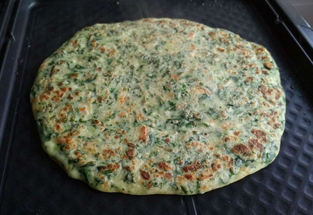 变废为宝的儿童补钙美食：芹菜叶豆渣鸡蛋软煎饼，让宝贝爱上吃菜