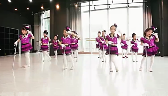大眼睛舞蹈视频