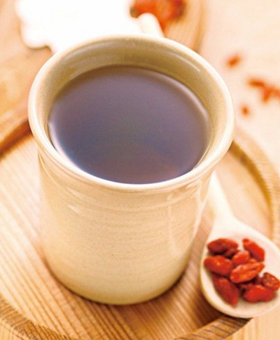 杜仲枸杞茶，有效改善产后腰背酸痛！