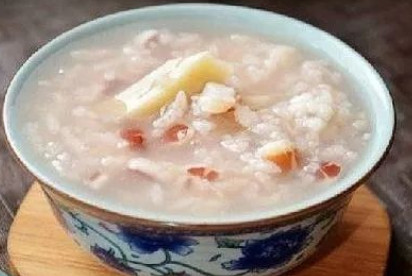 秋天给孩子煲这几种粥，既长高个又少生病！！！