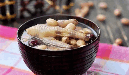 这4款食疗汤，养血催乳排恶露！
