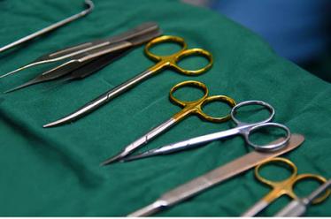 宝宝斜视有什么危害 如何纠正治疗3