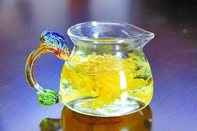 哺乳期妈妈可以喝菊花茶吗
