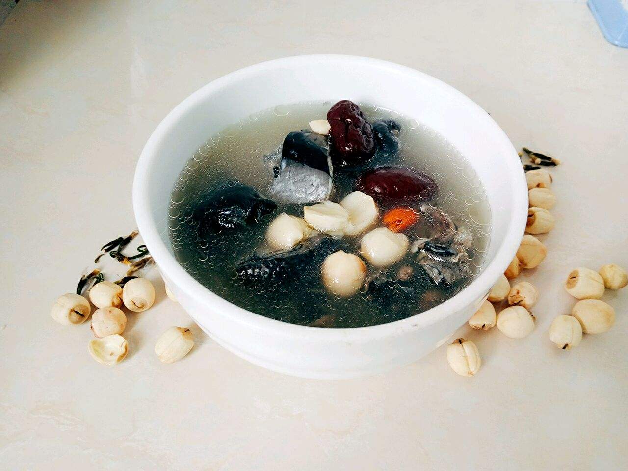 私处干涩吃什么好 缓解私处干涩食谱推荐