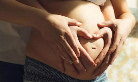 孕妈妈这样喝牛奶更养胎！