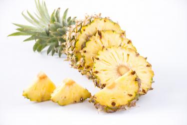 菠萝是热性水果还是寒性水果3