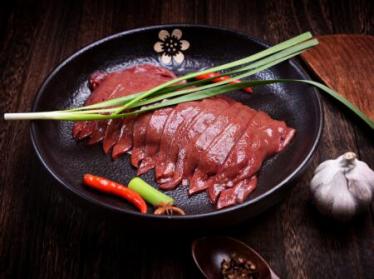 小儿近视眼吃什么菜对眼睛好3