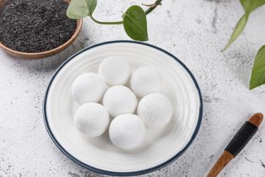 煮汤圆是冷水下锅还是开水下锅