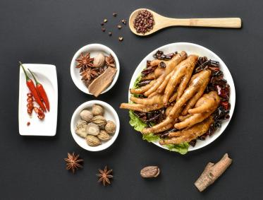 下奶鸡爪汤的做法大全