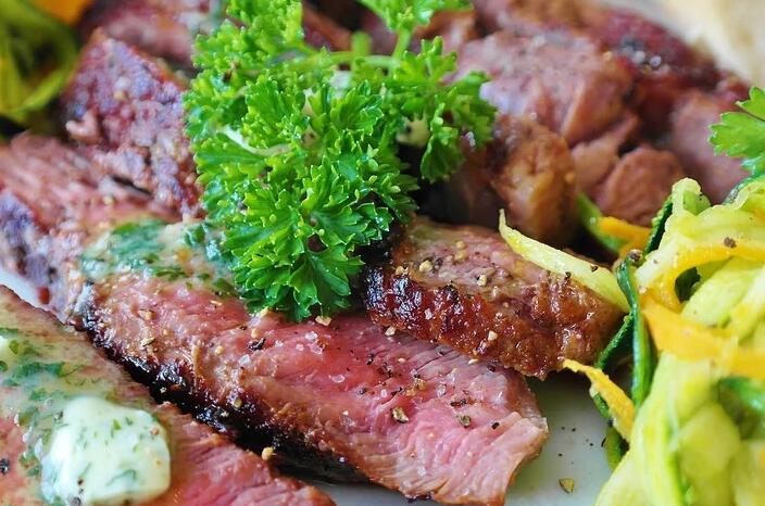 牛肉热水炖还是凉水炖