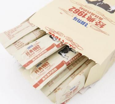 飞鹤牧场经典1962高铁高钙奶粉小孩能喝吗