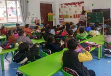 小班健康尝尝看特别香教案1