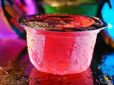 果冻酒会醉吗 果冻酒吃多少合适
