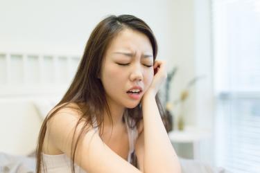 拔完智齿多久可以正常吃饭
