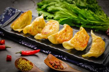 饺子怎么煎不粘锅
