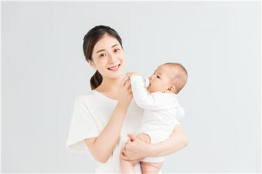 小孩咳嗽可以贴暖宝宝吗