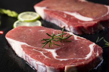 打完新冠疫苗以后可以吃牛肉吗