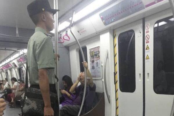 欧博app注册开户相关推荐4