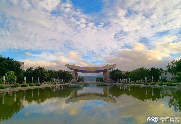 华体网下载官网入口相关推荐9